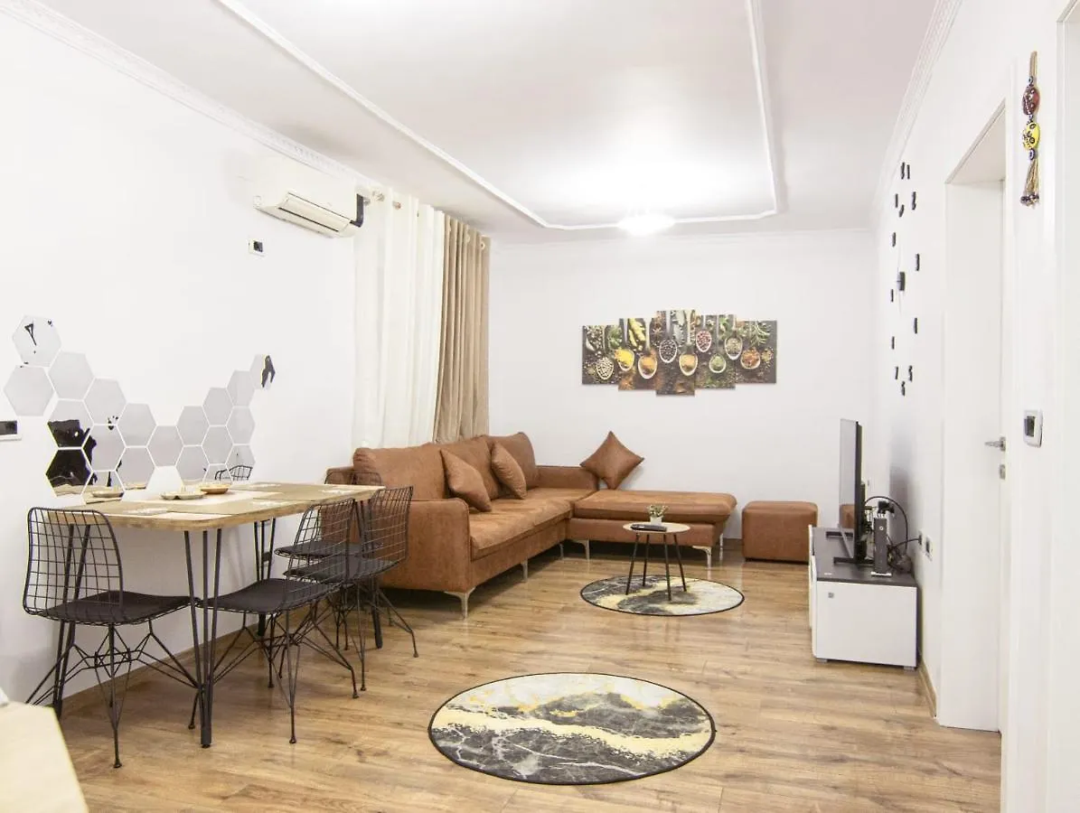 Dea'S Home Tirana Center ألبانيا