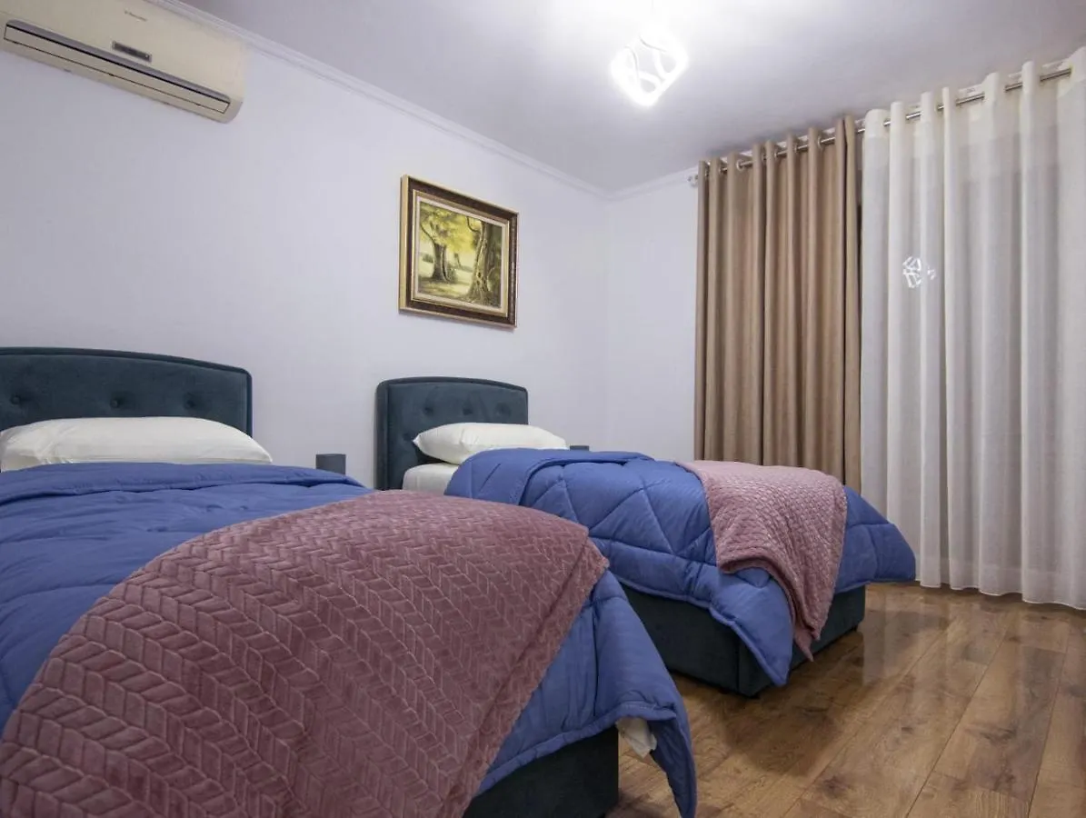 Dea'S Home Tirana Center ألبانيا
