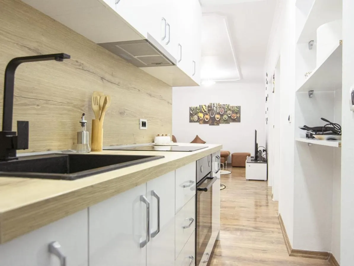 شقة Dea'S Home Tirana Center